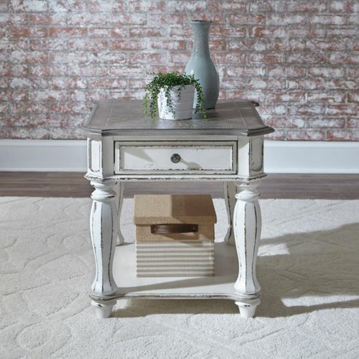 Magnolia Manor End Table End tables Liberty Furniture 16