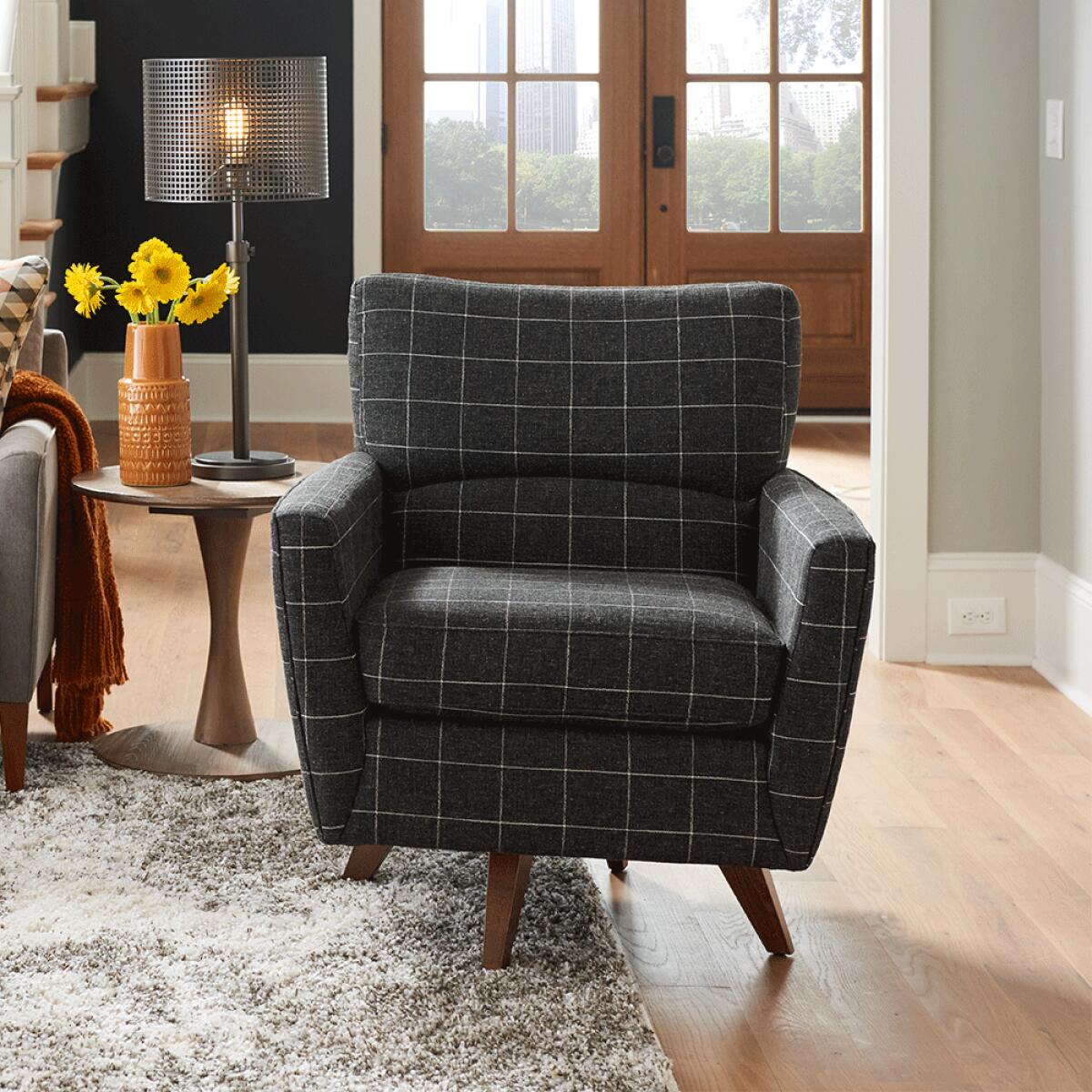 Bellevue High Leg Swivel Chair Chairs Customizable 15